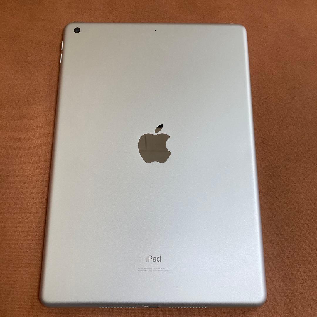 460 外観美品☆電池最良好☆iPad8 第8世代 32GB WIFIモデル☆