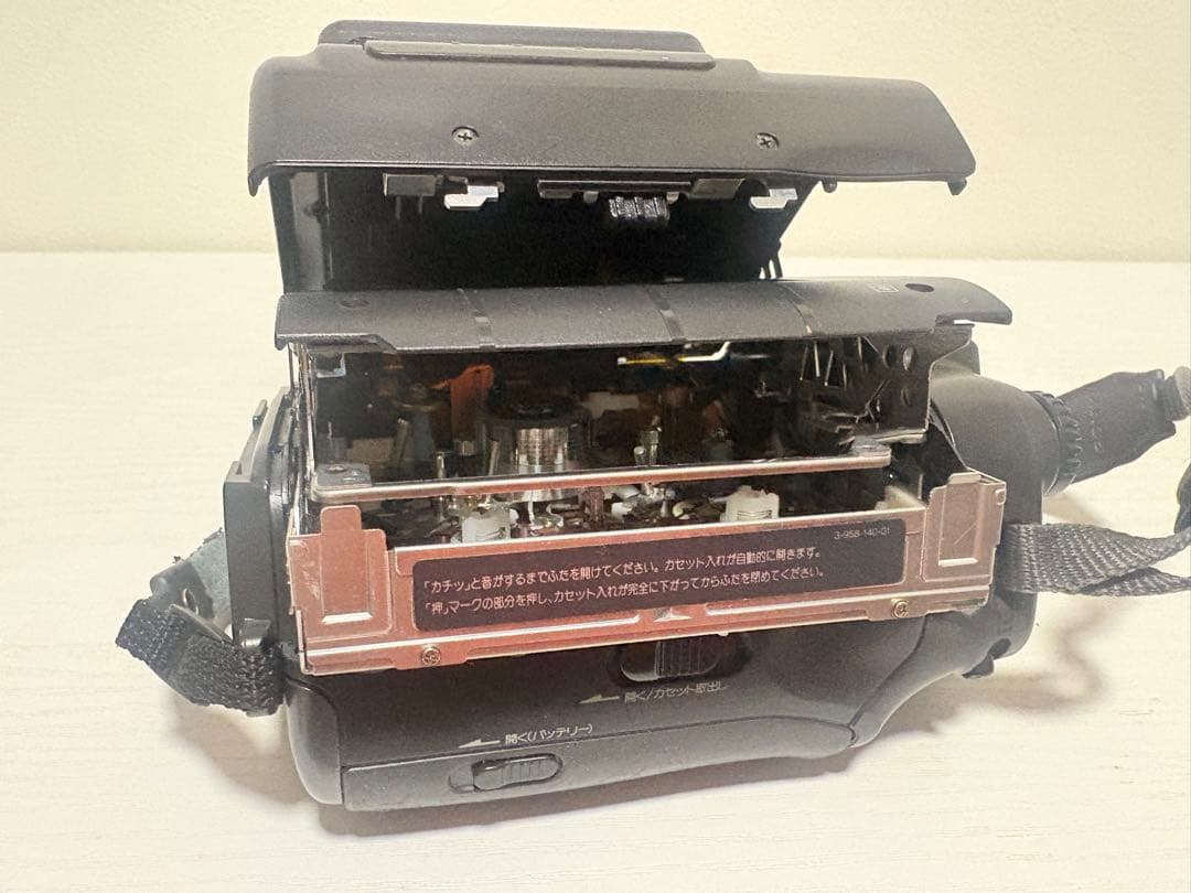 SONY　Video Hi8　8mmビデオの再生・ダビングに！