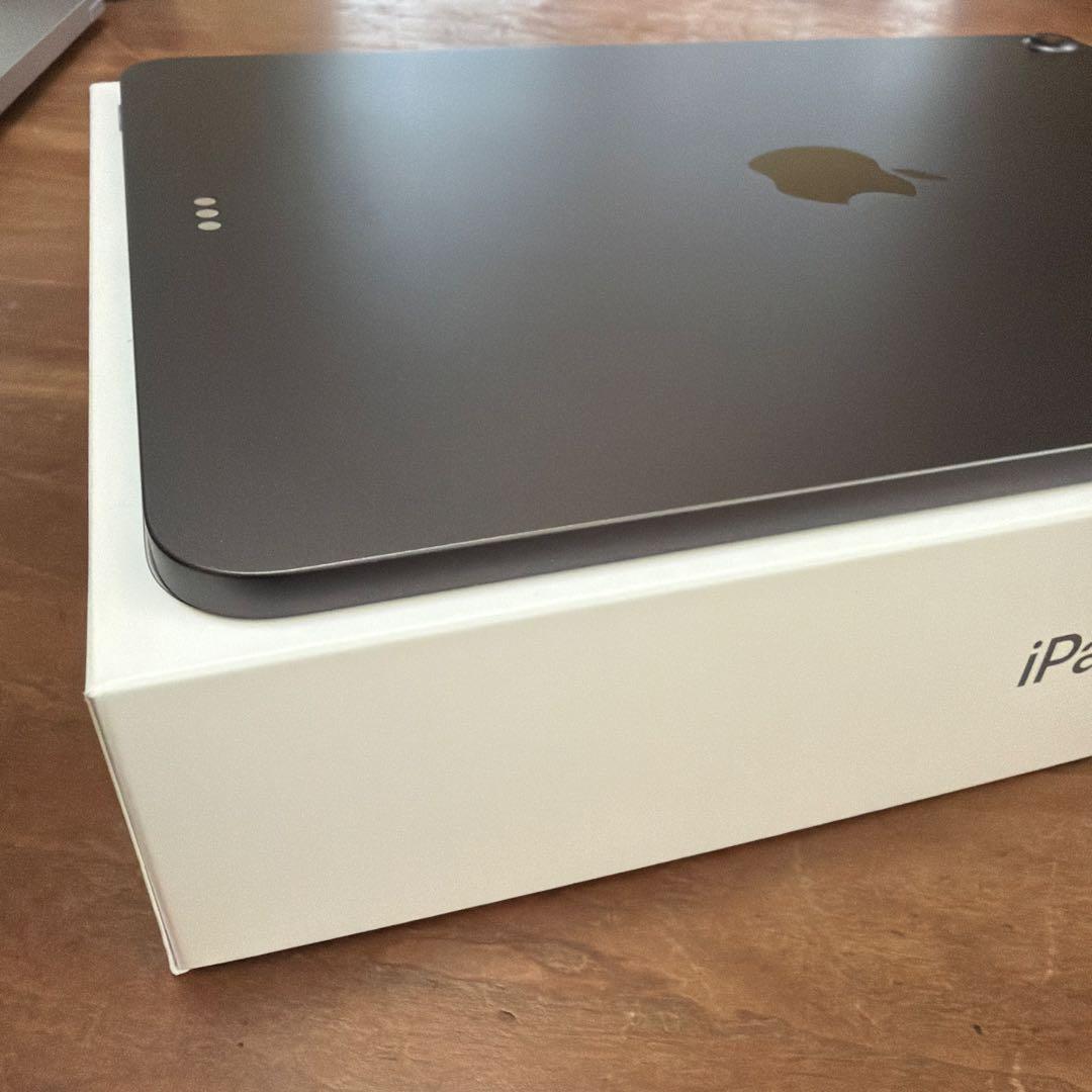 Apple iPad Air（第5世代） M1 Wi-Fi 64GB