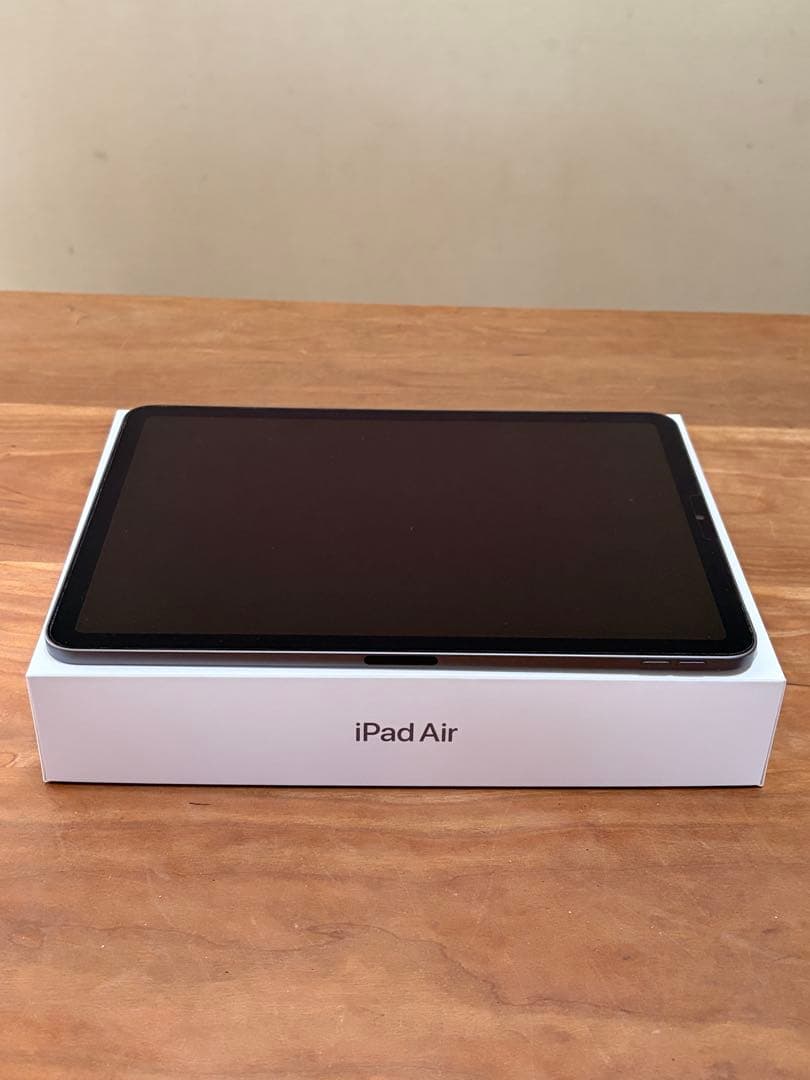 Apple iPad Air（第5世代） M1 Wi-Fi 64GB