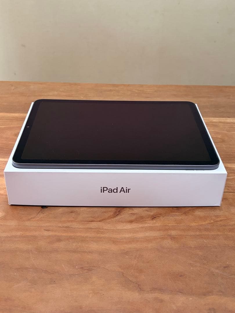 Apple iPad Air（第5世代） M1 Wi-Fi 64GB