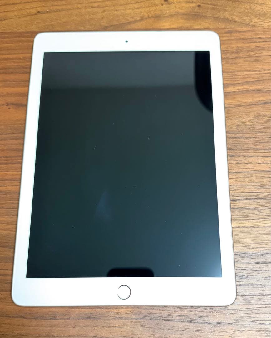 iPad 第6世代 128GB Wi-Fi ゴールド