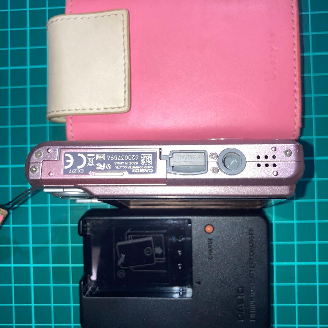 CASIOデジカメ EXILIM ZOOM EX-Z77 (used item)