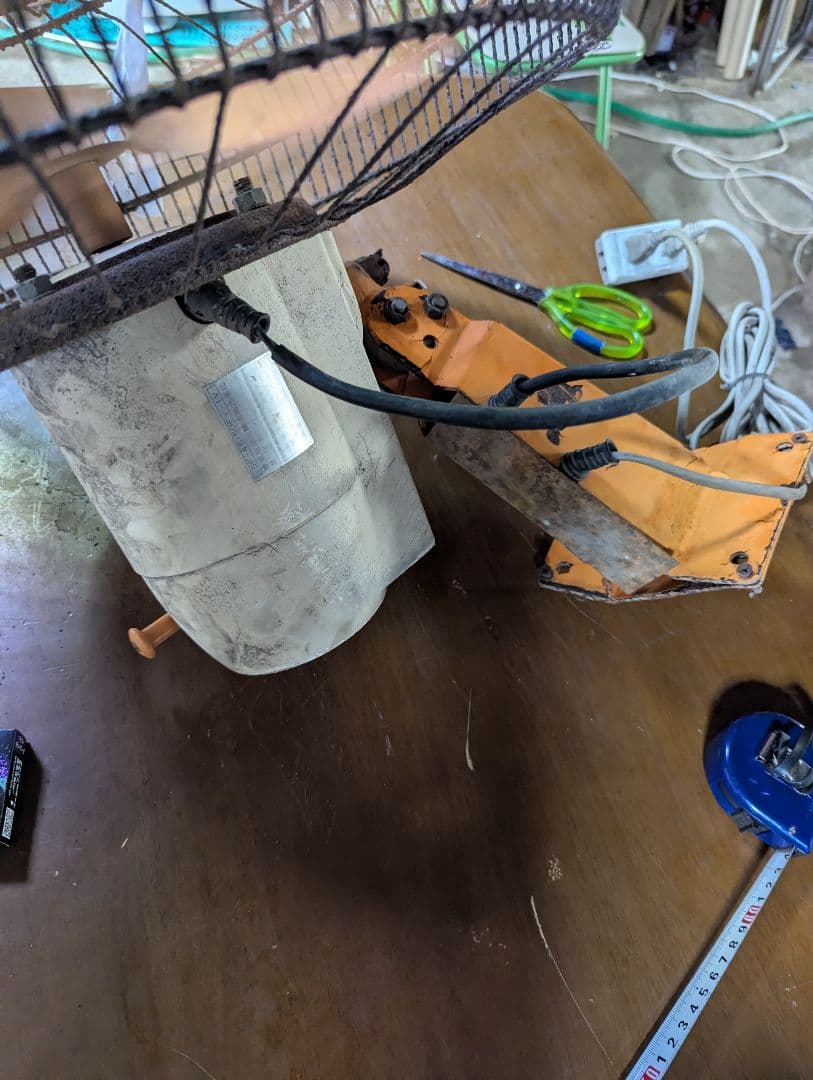 昭和レトロ•壁付扇風機•スイデン壁付扇風機•可動品•金属プロペラ•業務用？•首振