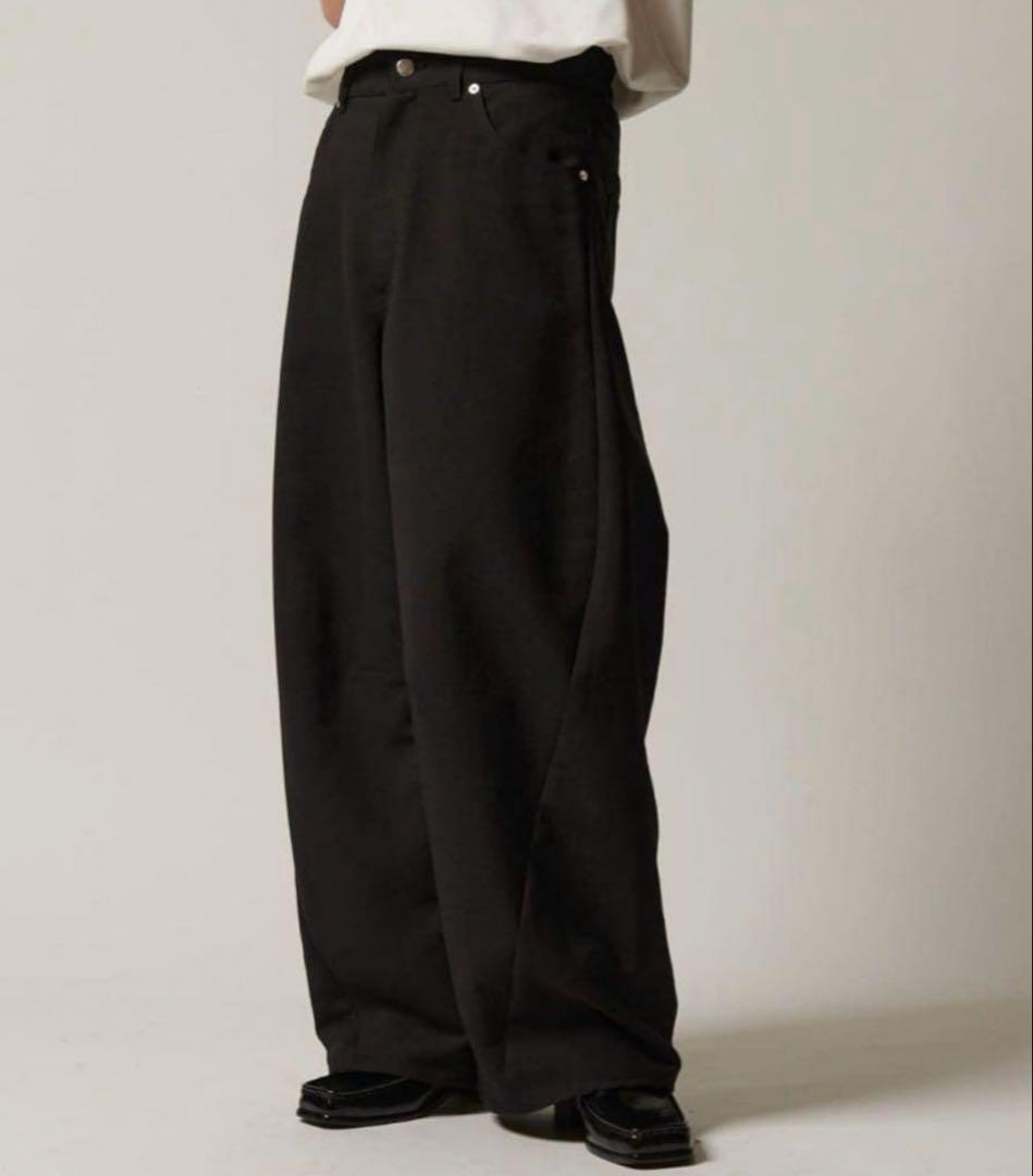 Lui's カーブスラックス　ブラック