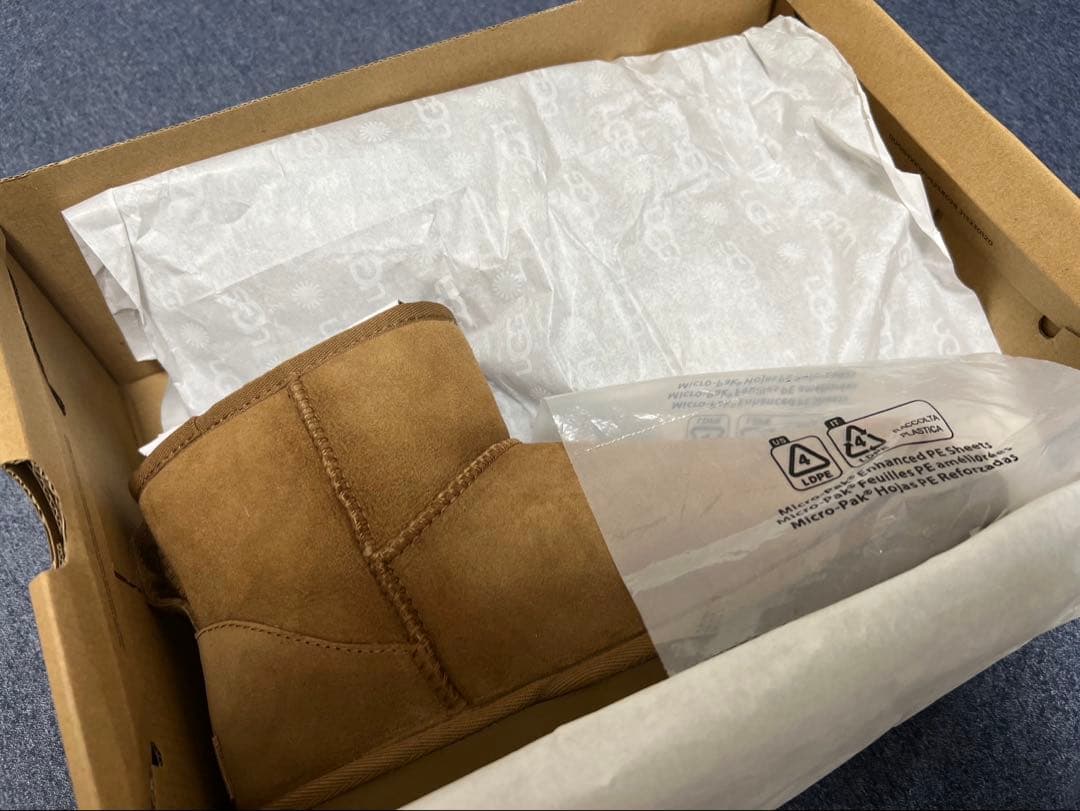 UGG ムートンブーツ ベージュ　クラシックミニⅡ 37 新作