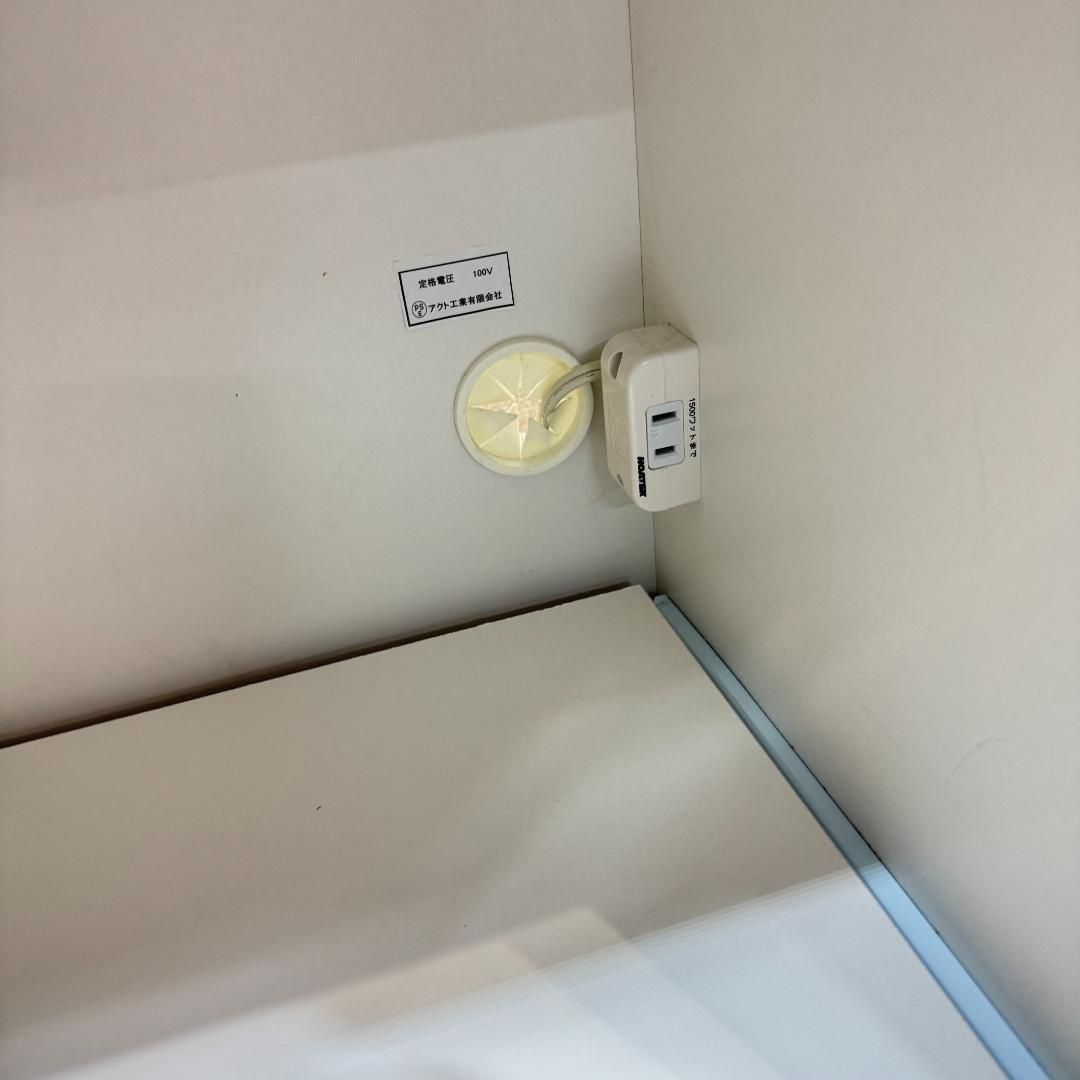 東京23区送料無料　美品キッチンカウンター　サイズ105㎝　洗浄/除菌済み