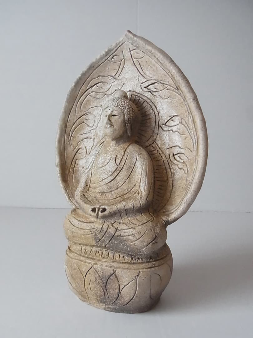 小嶋亜創『灰釉陶仏（大）』初期伊万里 李朝 古唐津 黒高麗 オンギ くらわんか