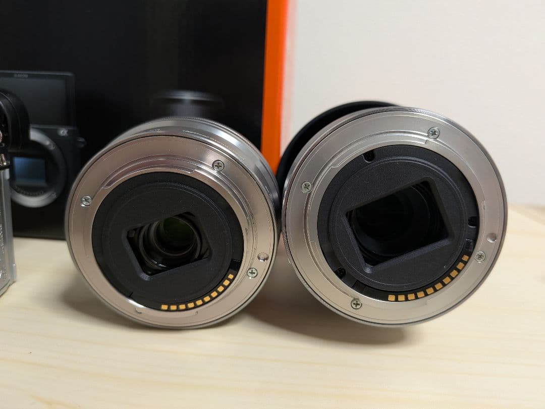 【専用品】Sony α6400 ミラーレス一眼 2レンズ付き