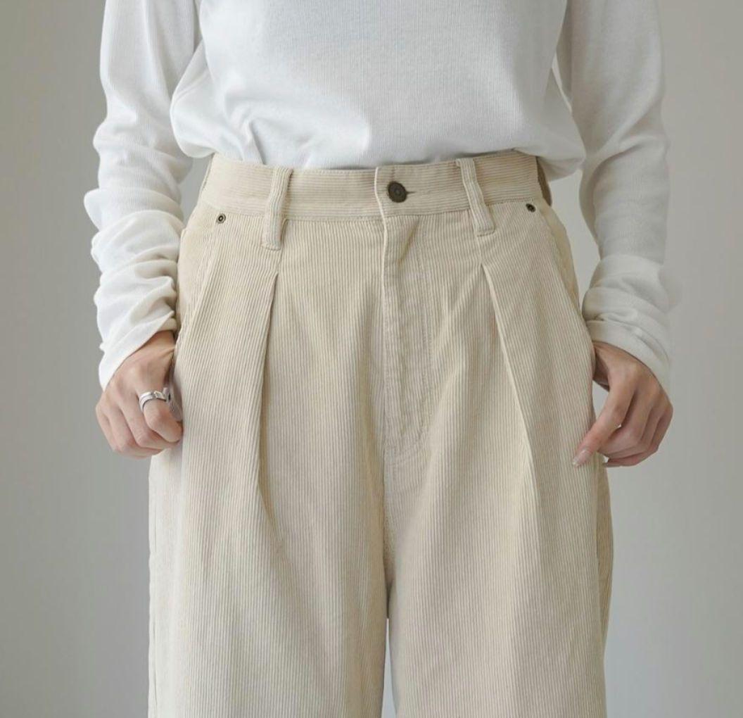 新品【YENN】 コーデュロイパンツ　エクリュ　サイズ38