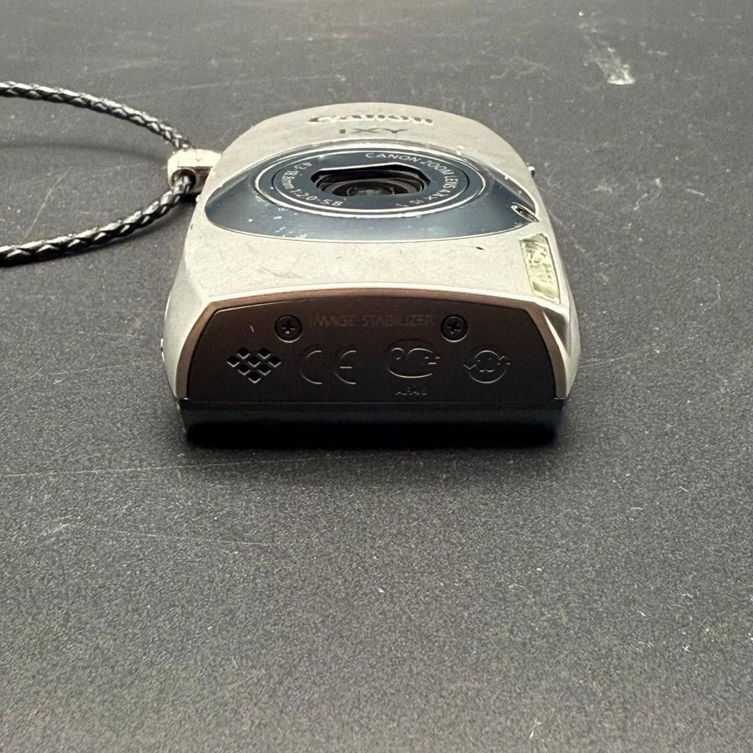【ジャンク品】 Canon IXY 31S シルバー　本体
