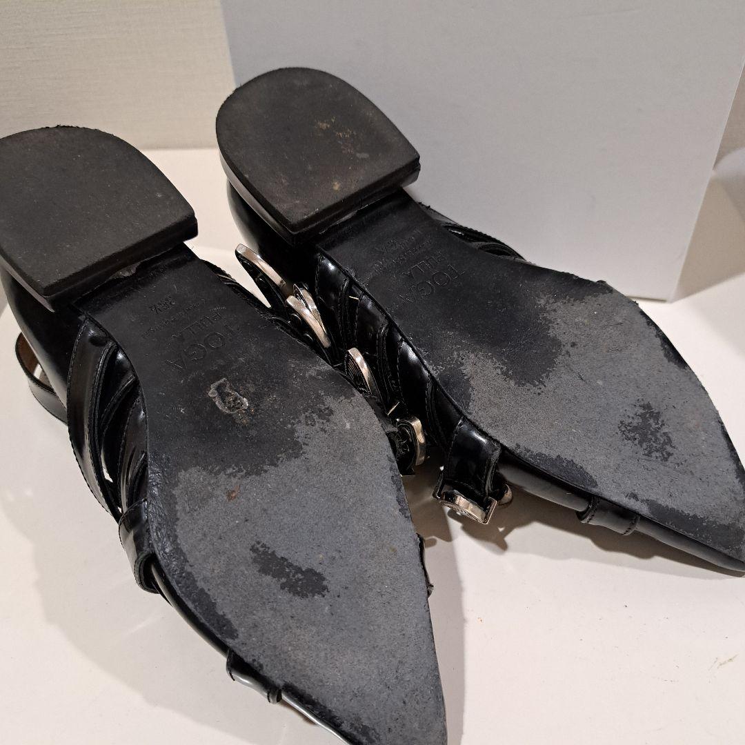 TOGA PULLA ブラックレザーシューズ