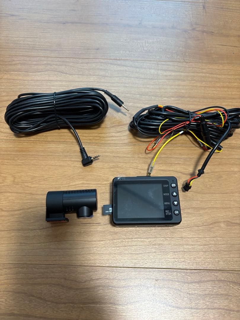 未利用 Yupiteru ユピテルY-118d ドライブレコーダ 32Gメモリ付