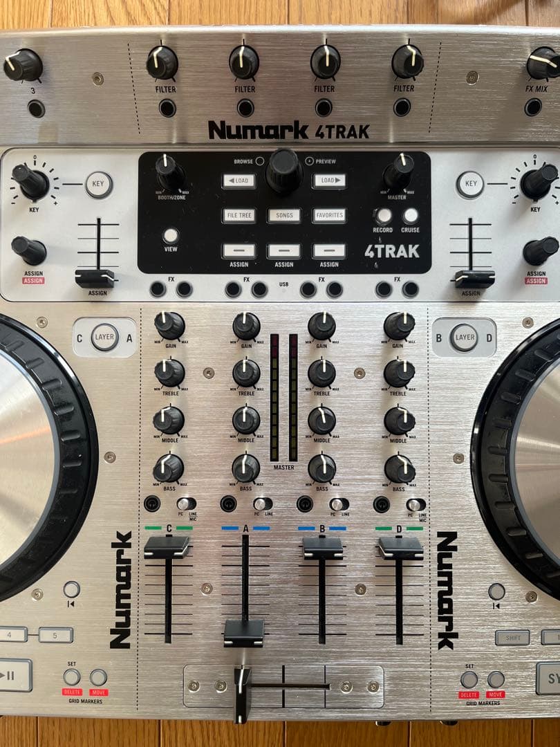 ③激レア　Numark ヌマーク4TRAK DJコントローラー