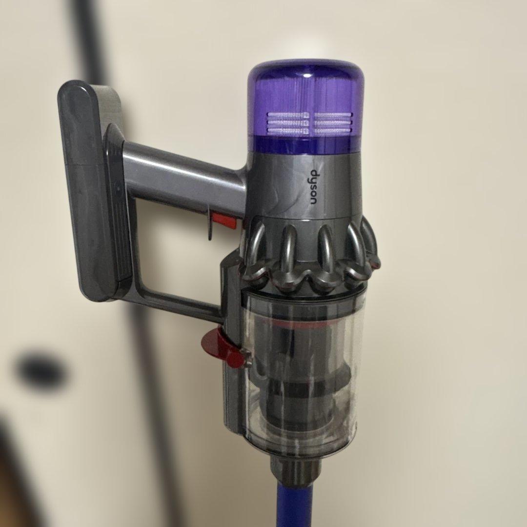 掃除機・クリーナー dyson v11 fluffy