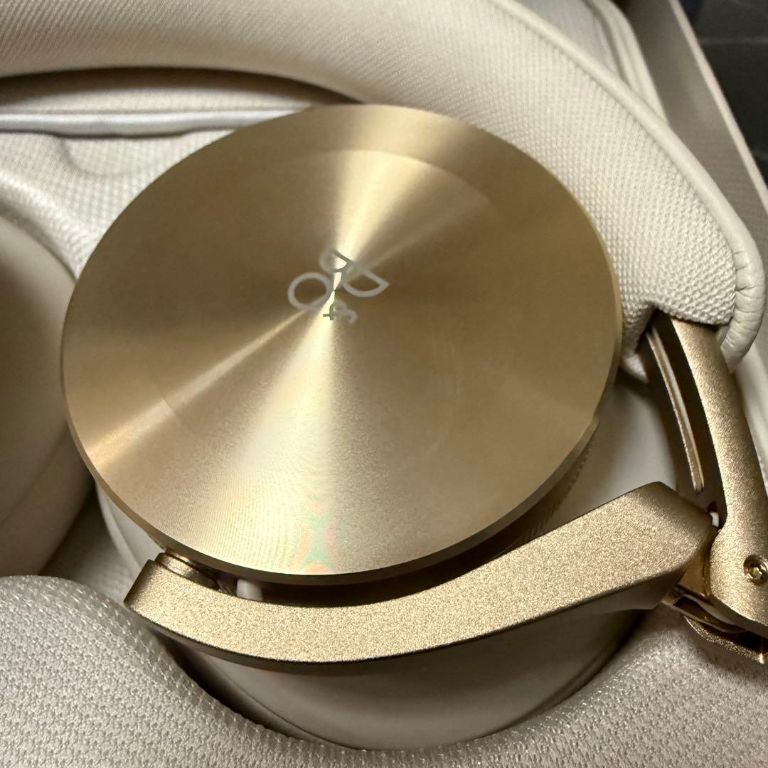 Bang & Olufsen Beoplay H95 ワイヤレスヘッドホン