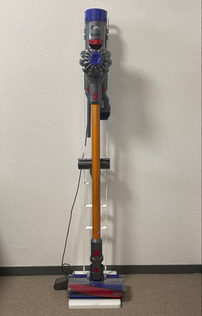 ダイソン　Dyson v8 fluffy 一部ジャンク品