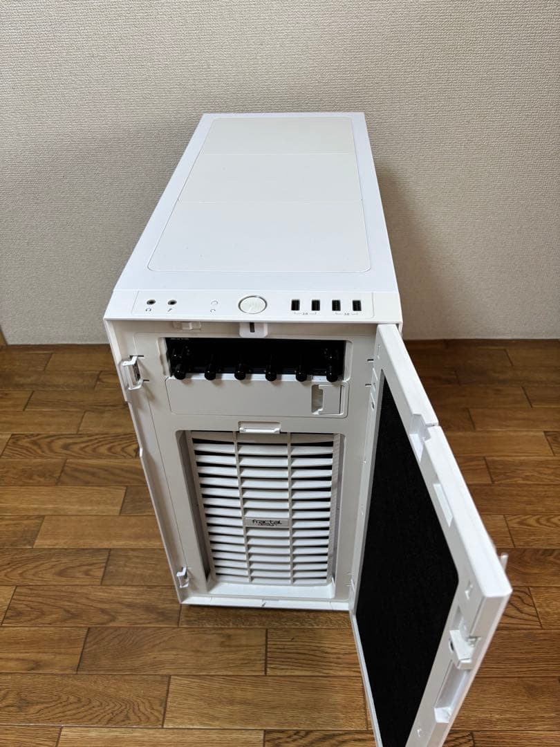 Fractal Design DEFINE R5 PCケース ホワイト （中古）
