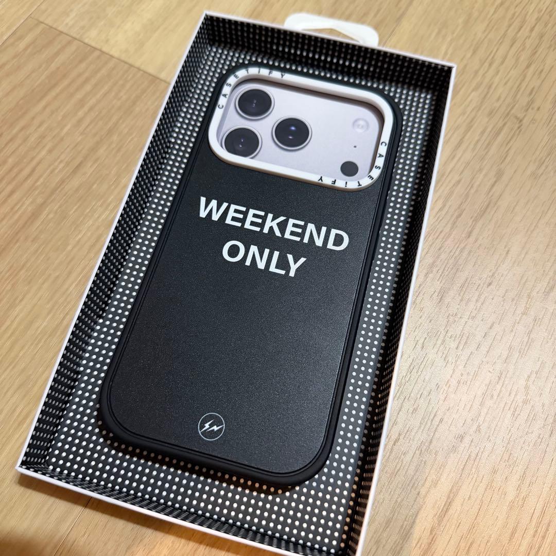 WEEKEND fragment casetify iPhone17Proケース