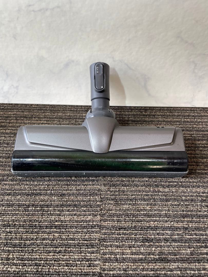 901 東芝 コードレス スティック型掃除機 クリーナー ストームグレー 高年式