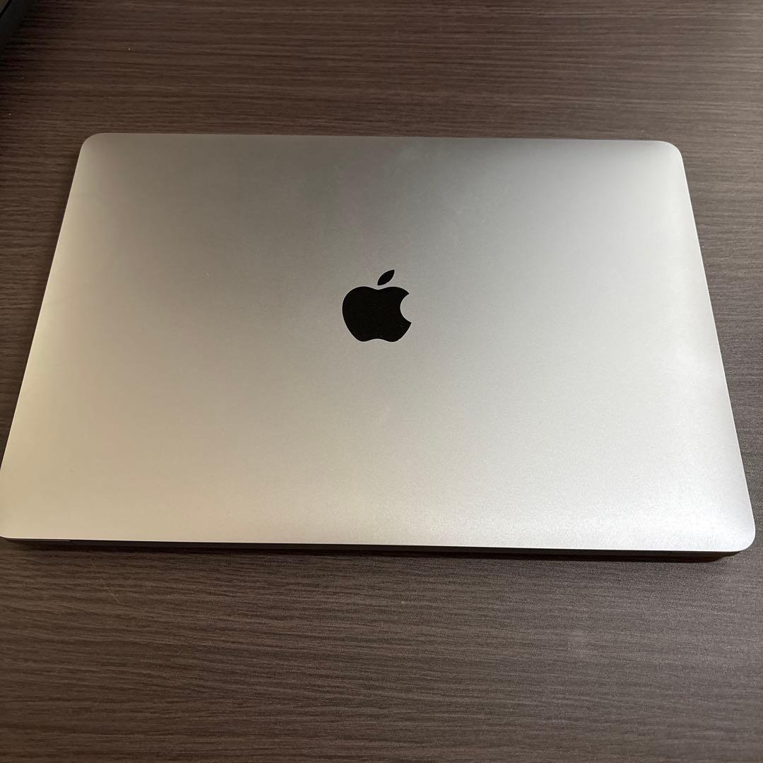 MacBook本体 MacBook Air M1 (2020) 8GB