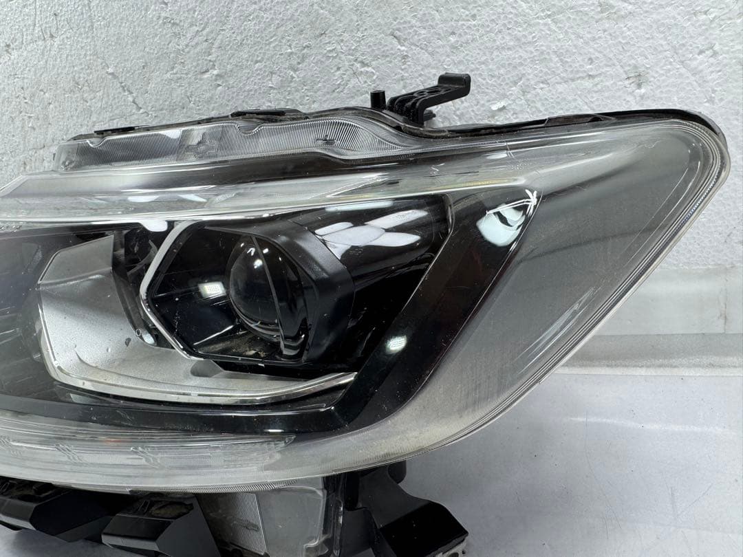 日産 32 エクストレイル 純正 LED 左 ヘッドライト 100-17942