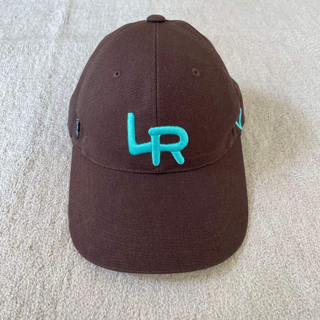 LIBEIRO LR刺繍ブラウンキャップ