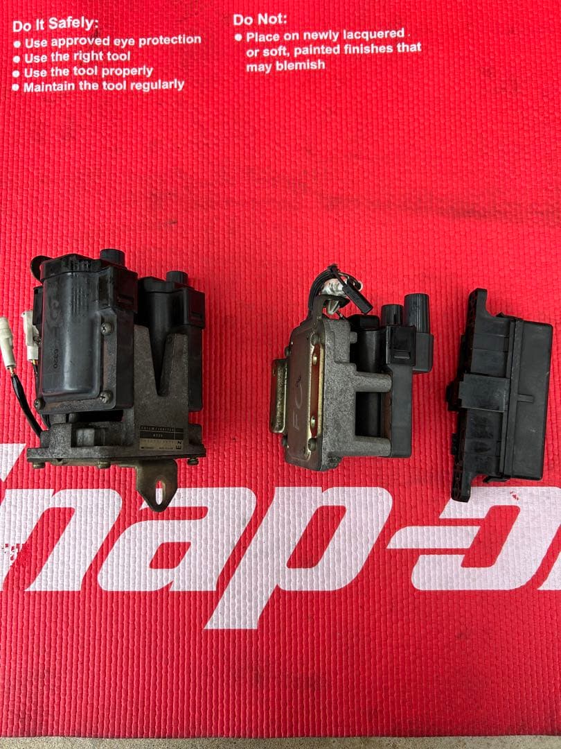 RX7 FC3Sトレーディング.リーディングイグニッションコイルヒューズボックス