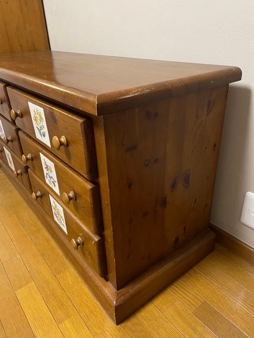 スペインタイル　アンティークチェスト