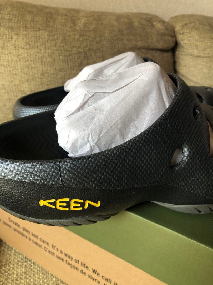 希少サイズ29！もう出ない超激レア！KEEN キーンヨギアーツグラファイト！