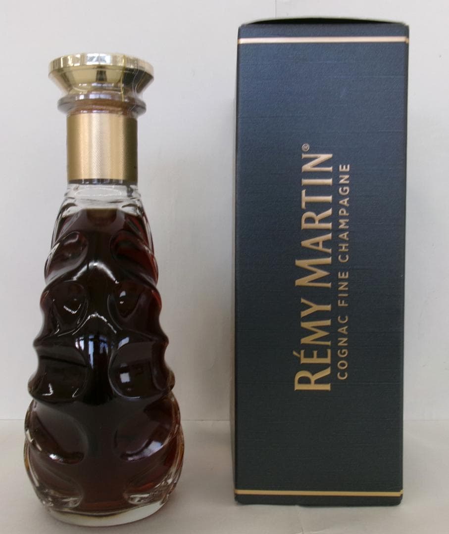 人頭馬 XO 目前類型・0.7 公升（RS419)