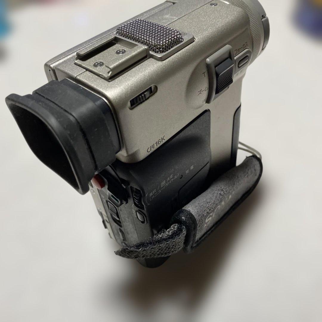 SONY miniDVビデオカメラ DCR-PC10 42