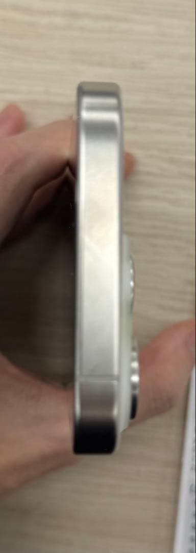 Apple iPhone 15Pro 本体