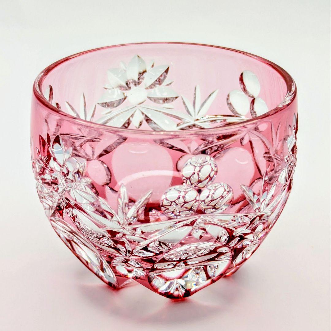 江戸切子　篠崎硝子工芸　金赤色被　ぐい呑み　銘 ″ 三ツ玉 ″【篠崎 清一 作】