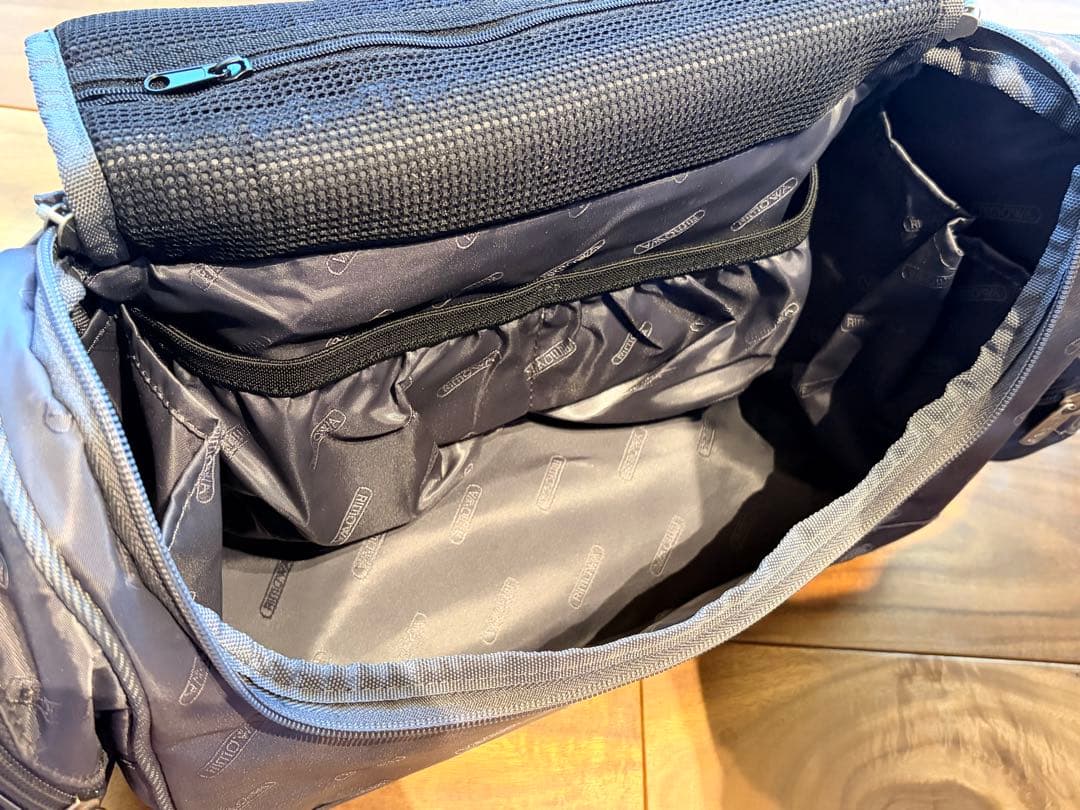 RIMOWA トラベルポーチ