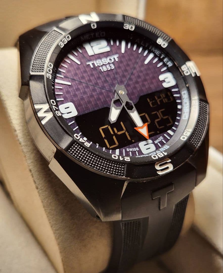 チタン製　TISSOT ティソ T-Touch solar Titanium