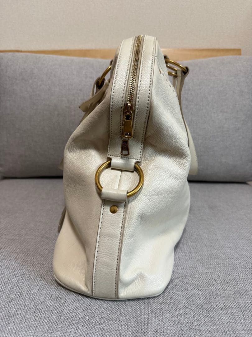 Yves Saint Lauren レザーバッグ