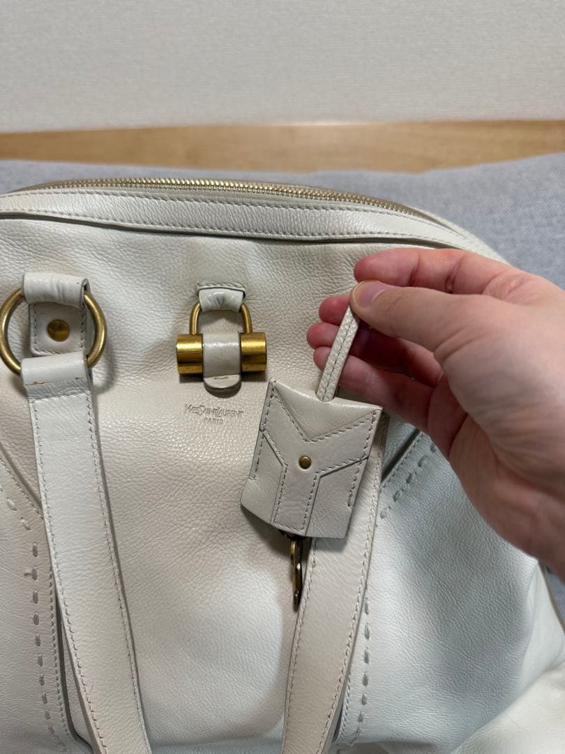 Yves Saint Lauren レザーバッグ