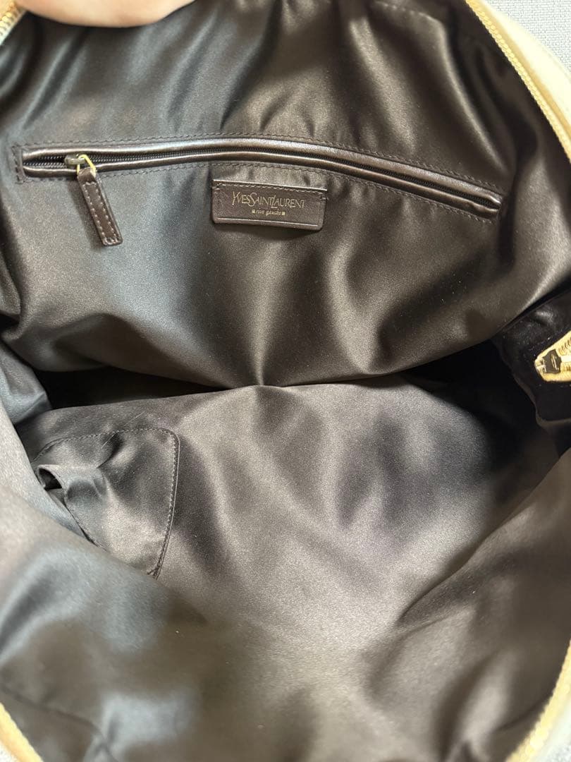 Yves Saint Lauren レザーバッグ