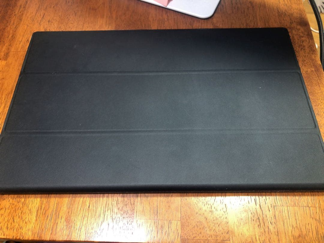 高画質　KUMK モバイルモニター 4k UHD 15.6インチ