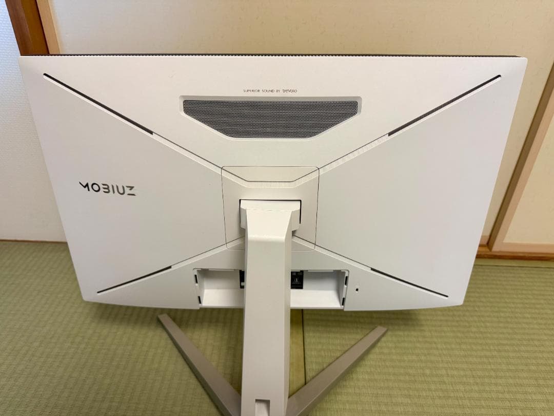 BenQ MOBIUZ EX2710U (ゲーミングモニター 27インチ/4K)