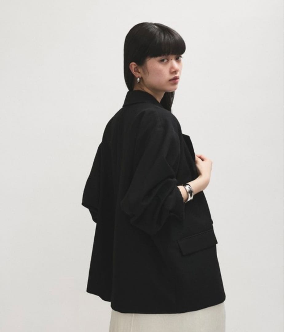 ツイです！美品　ADAM ET ROPE' テーラードジャケット　フリー