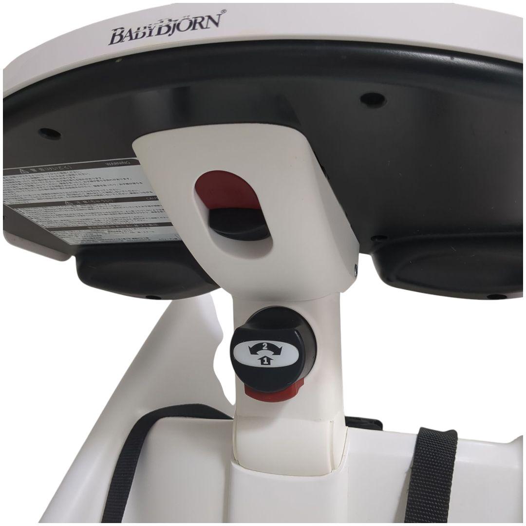 ベビービョルン ハイチェア ベビーチェア ハーネス付き BABYBJÖRN 白