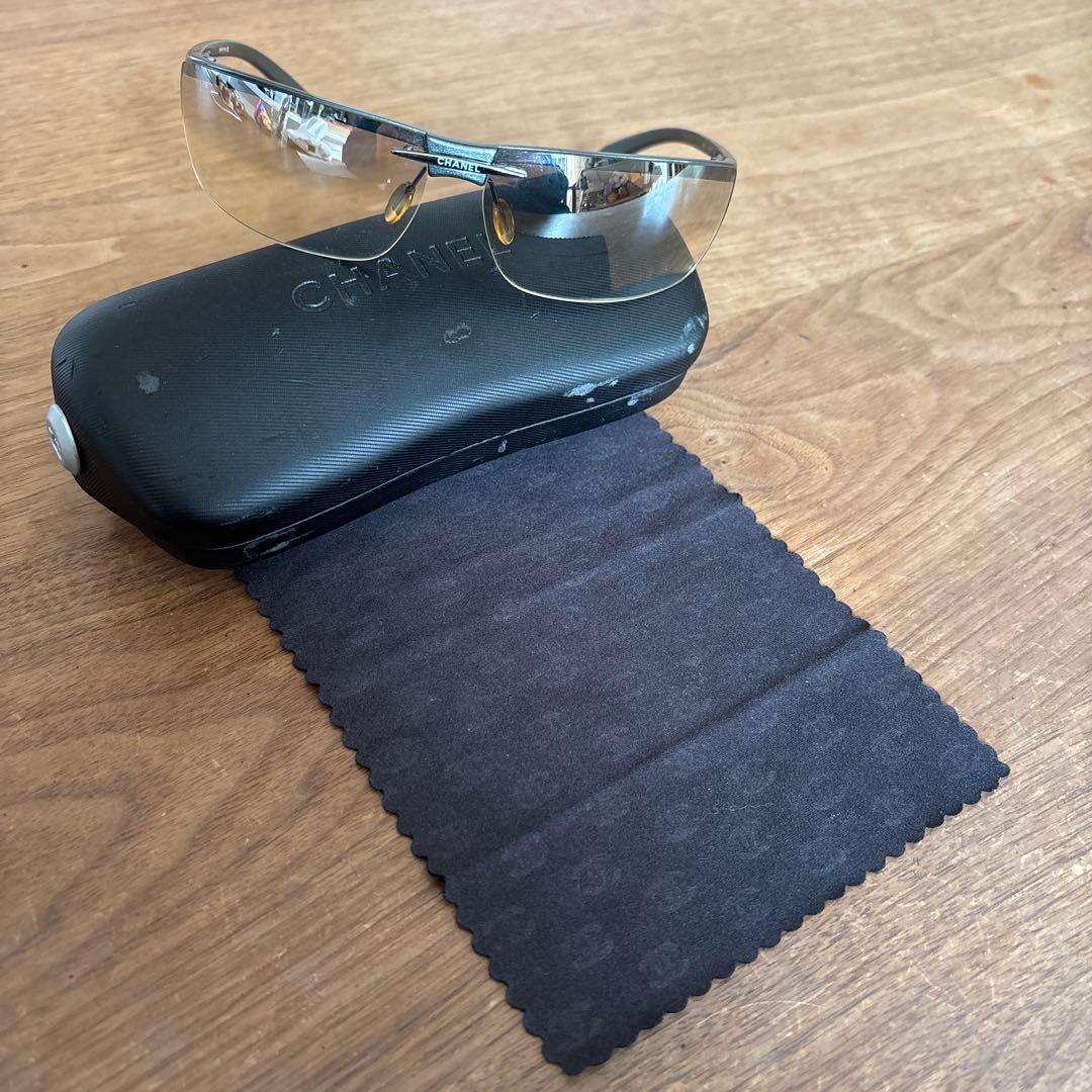 シャネル (CHANEL) のヴィンテージモデル 6003