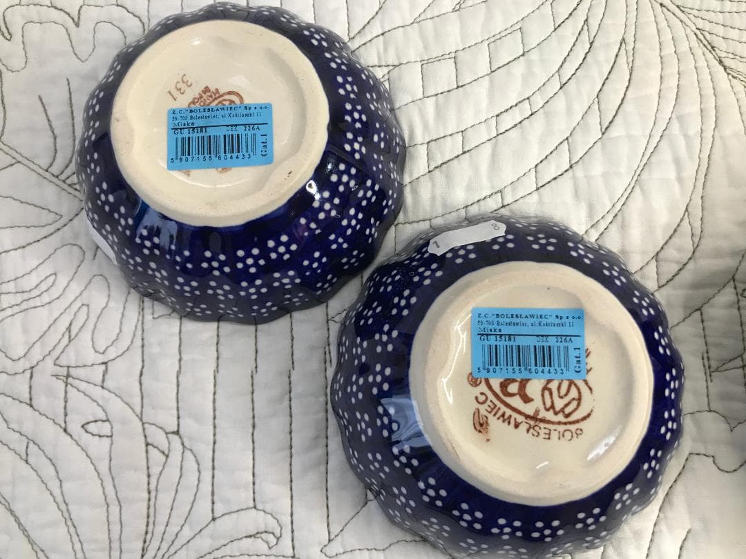 ポーリッシュポタリー［ボレスワヴィエツ］ シチューパンと未使用の小鉢2枚セット