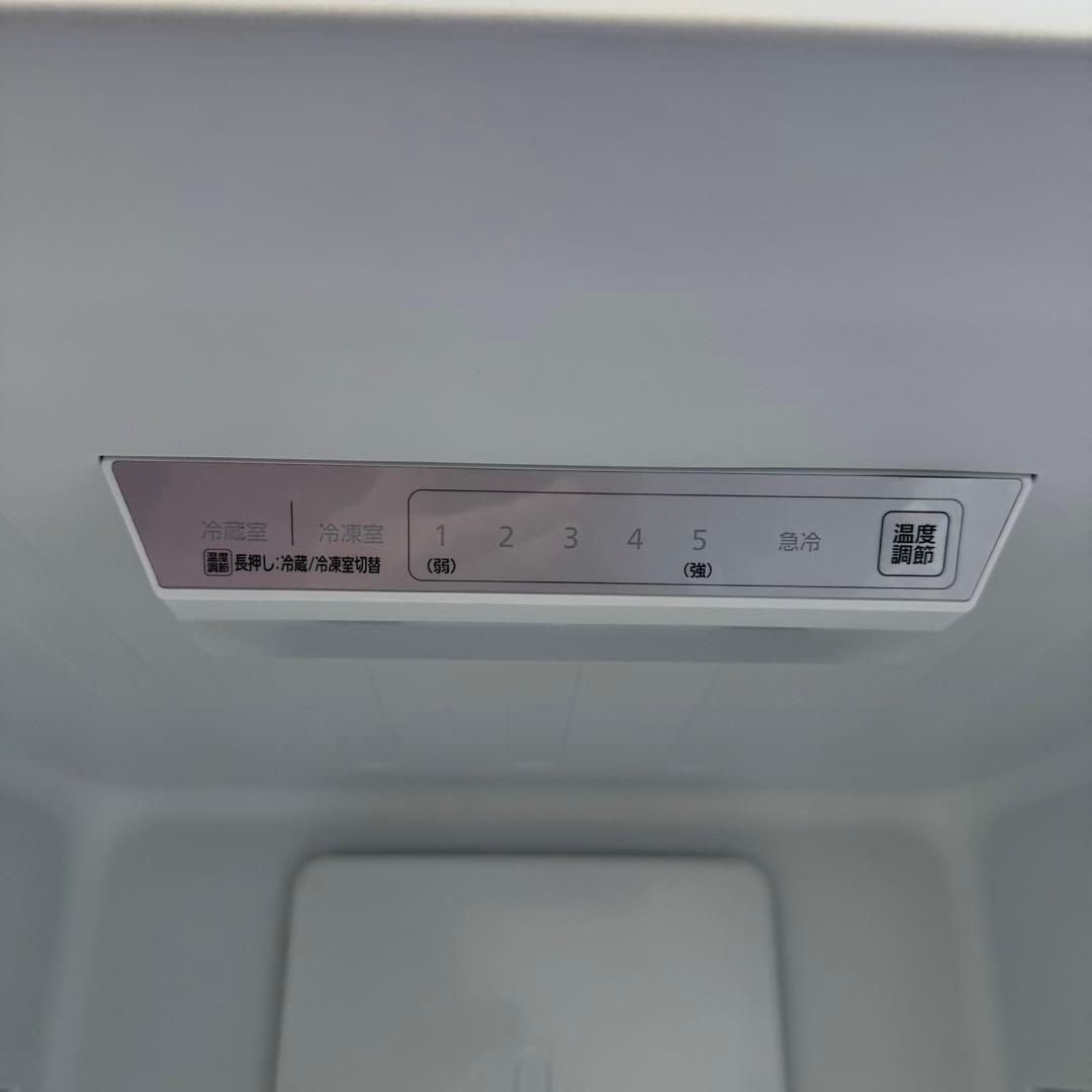 178⭐️2024年製★ほぼ新品★アイリスオーヤマ　冷蔵庫　自動製氷大型300L