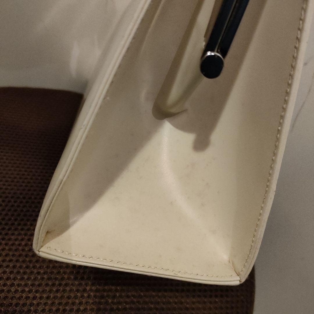 イヴサンローラン ハンドバッグ レザー ホワイト