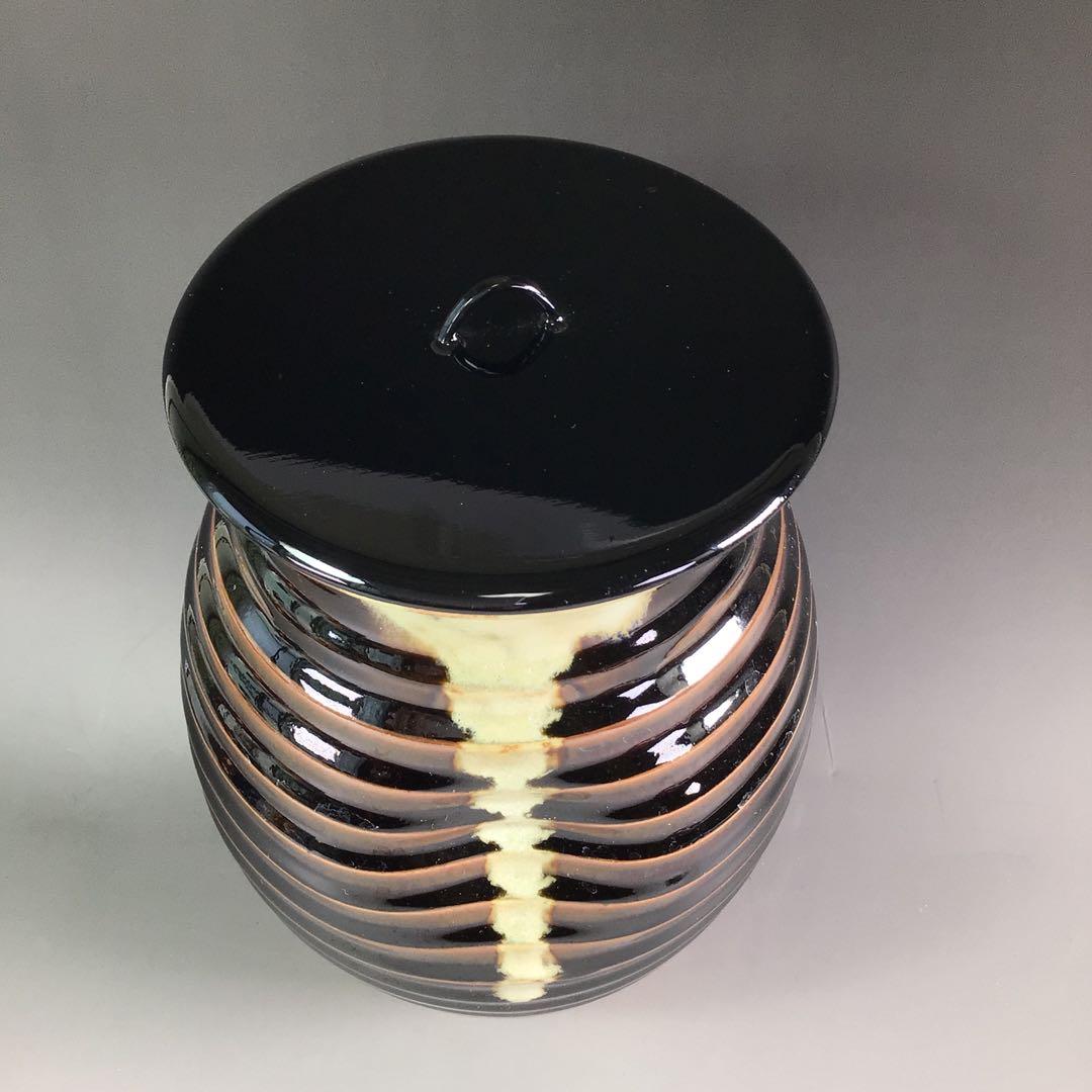 Ｐ９２０　水指　『阿漕焼』『八幡宗豊　箱書』『蘆瀑写水指』　共箱　茶道具