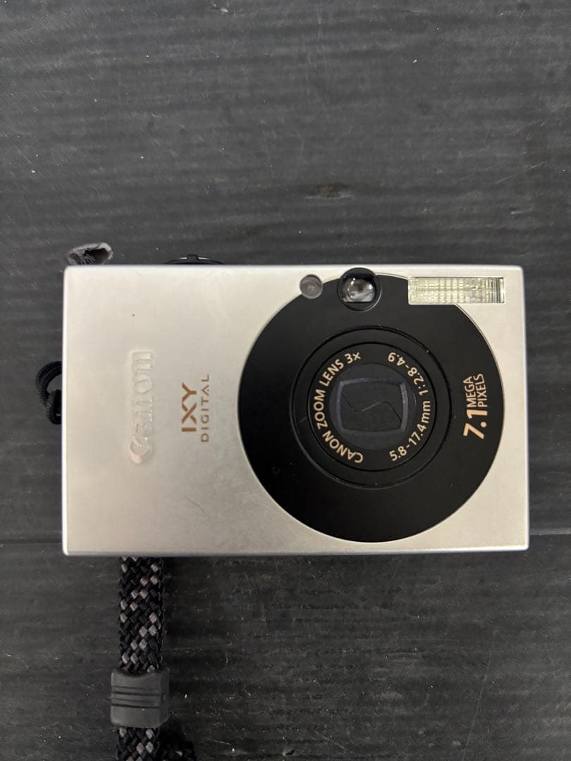 【動作品‼️】Canon製　IXY DIGITAL 10 シルバー　デジタルカメラ