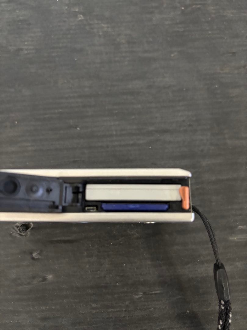 【動作品‼️】Canon製　IXY DIGITAL 10 シルバー　デジタルカメラ